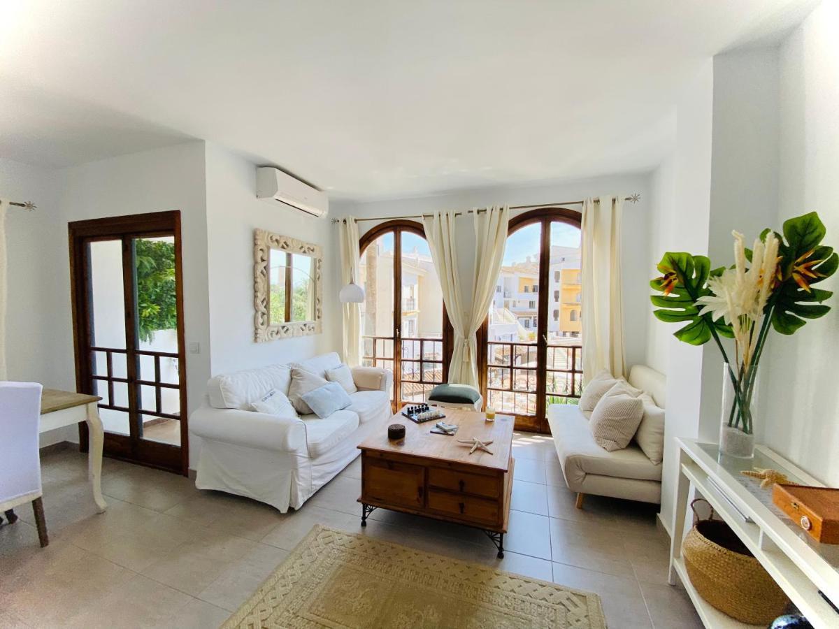 Luminoso Apartamento Para Dos Personas En Cabopino Marbella Buitenkant foto